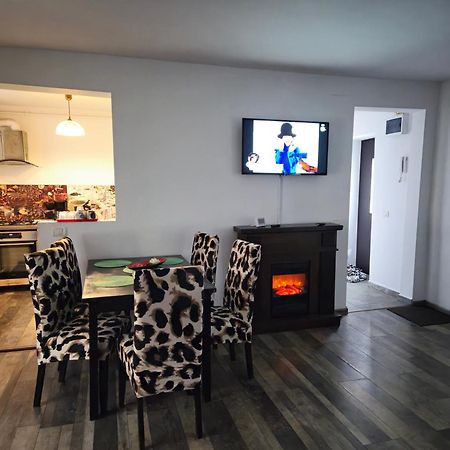 Apartamente De Inchiriat Lucky House Brasov Luaran gambar