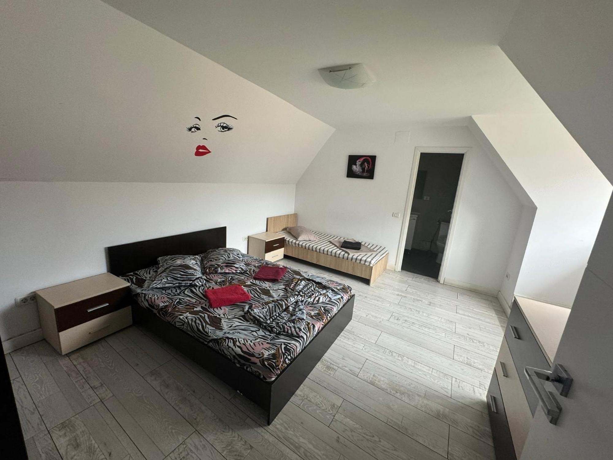 Apartamente De Inchiriat Lucky House Brasov Luaran gambar