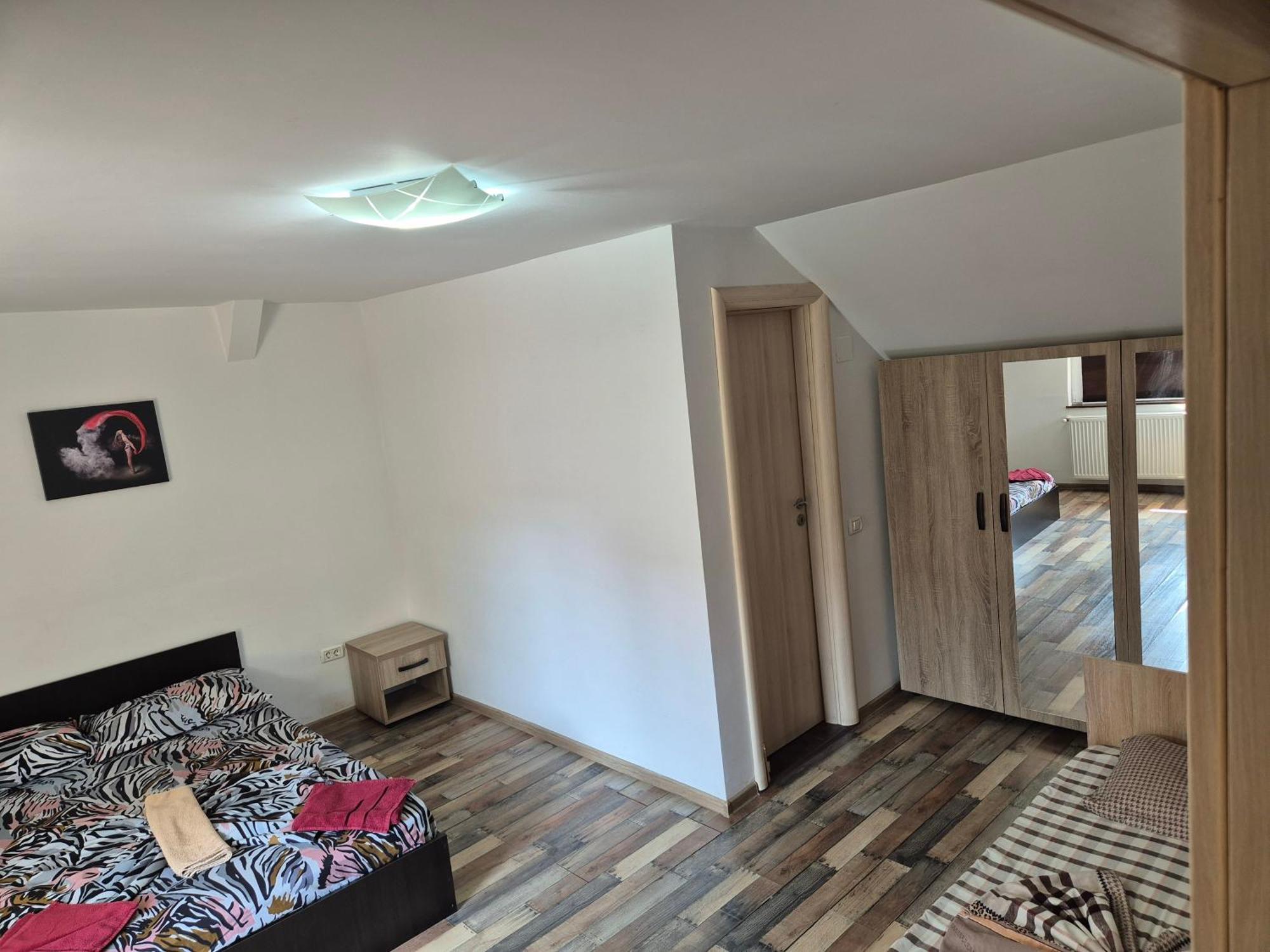 Apartamente De Inchiriat Lucky House Brasov Luaran gambar